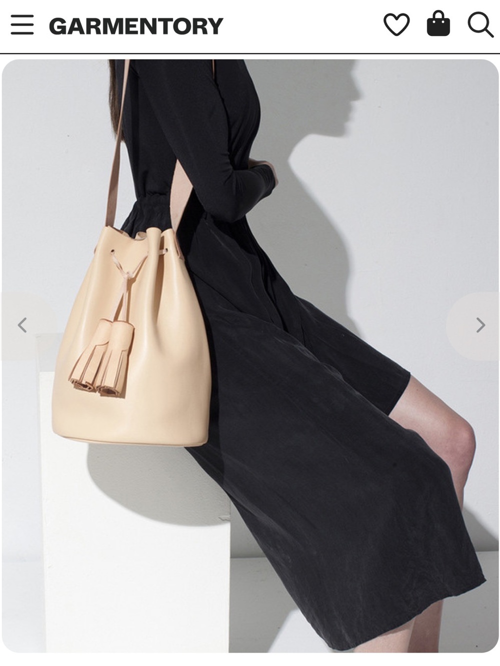 Building Block tan/mustard Leather Bucket Shoulder Bag w/ big oversized tassles